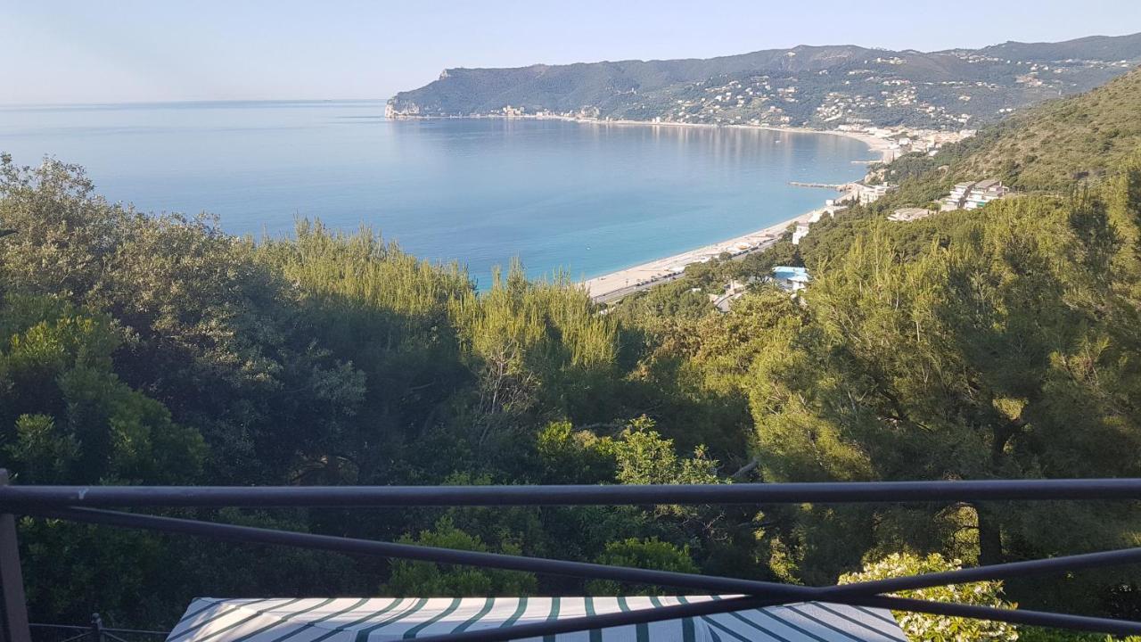 Le Terre Del Drago Apartment Bergeggi Kültér fotó